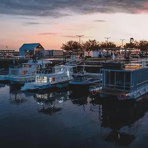 Barco Casa Marina Botel Fuseta
