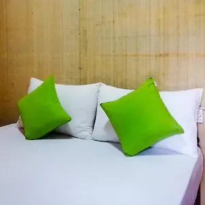  Kwatera prywatna Pinthu